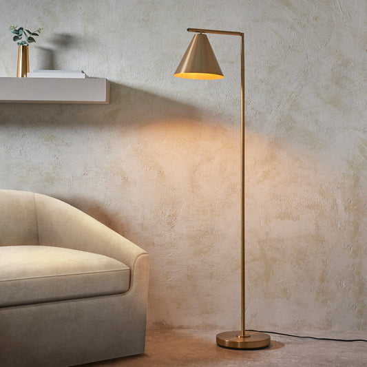 Creating a Cozy Living Space with Thoughtful Décor